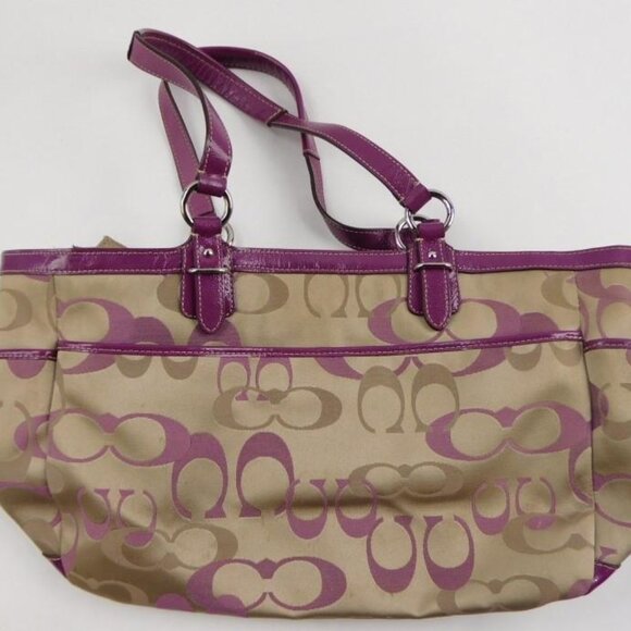Coach Signature Optic Gallery Tote Bag - Picture 3 of 6